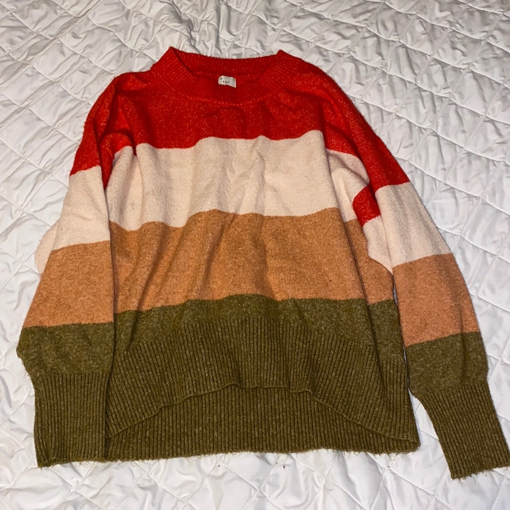Striped sweater, perfect for fall!
